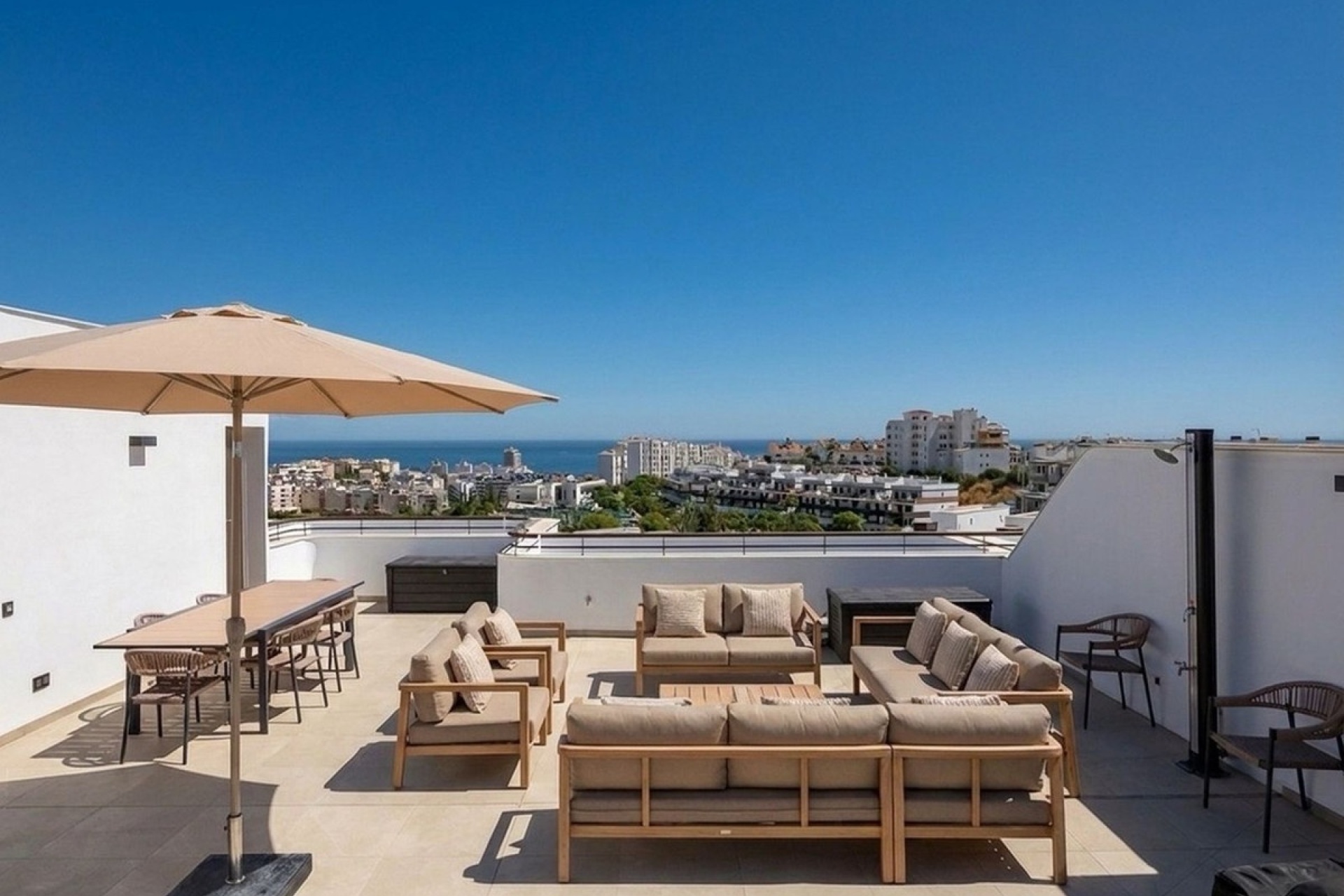 Resale - apartment - Estepona - Estepona Centro