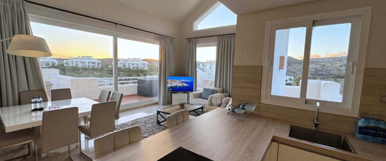 Resale - apartment - Estepona - Estepona Centro