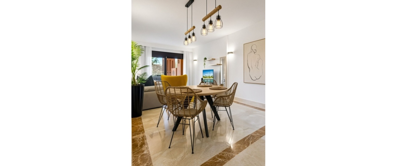 Resale - apartment - Estepona - Estepona Centro