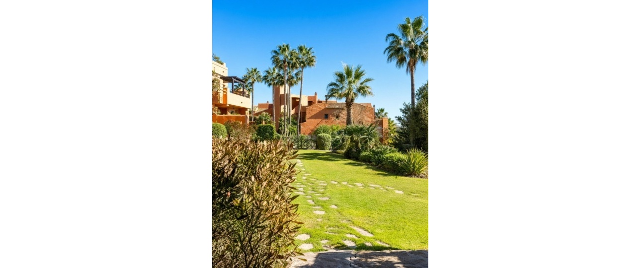 Resale - apartment - Estepona - Estepona Centro