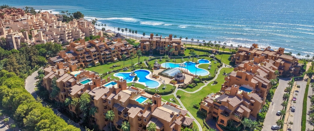 Resale - apartment - Estepona - Estepona Centro