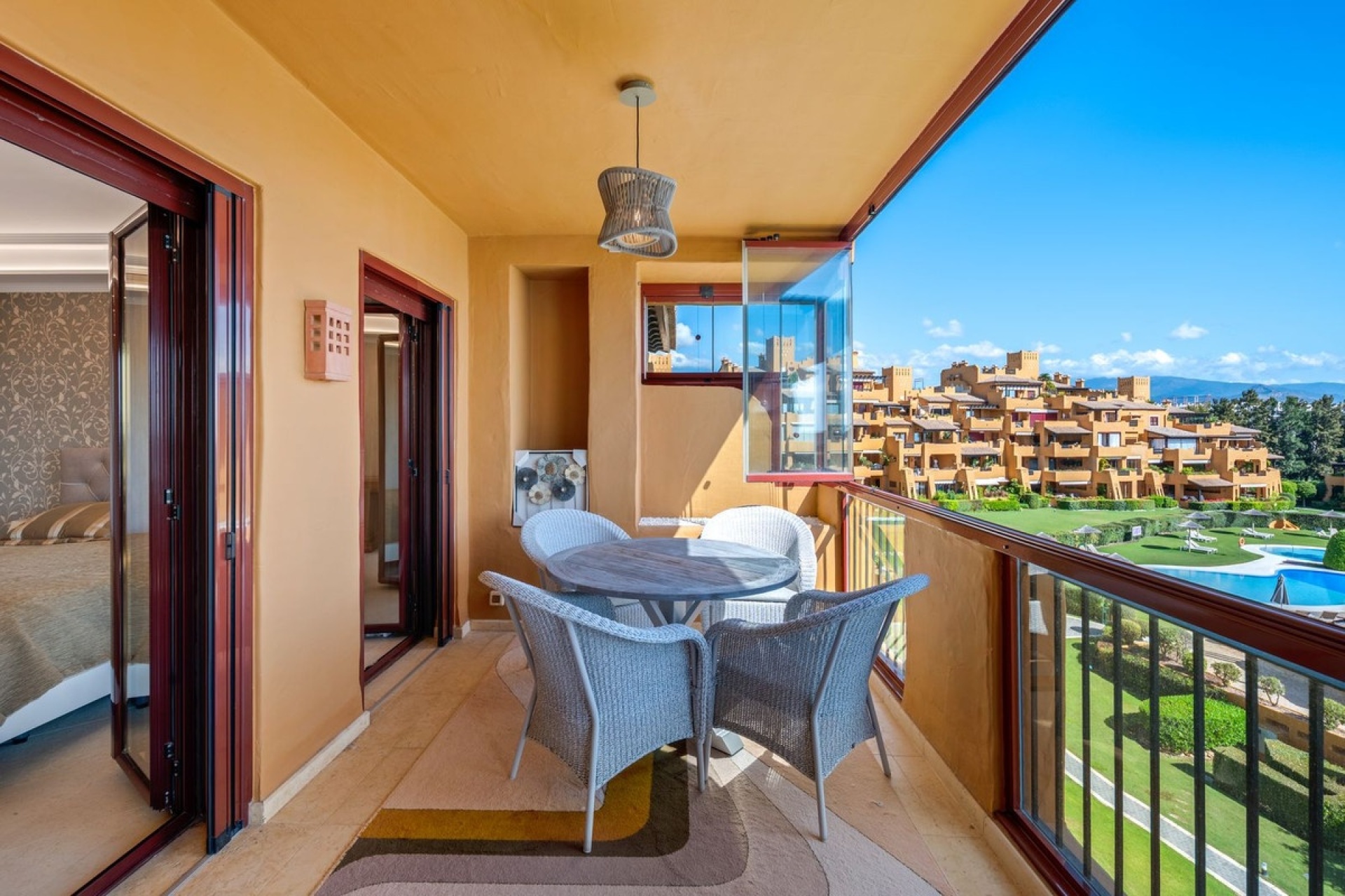 Resale - apartment - Estepona - Estepona Centro