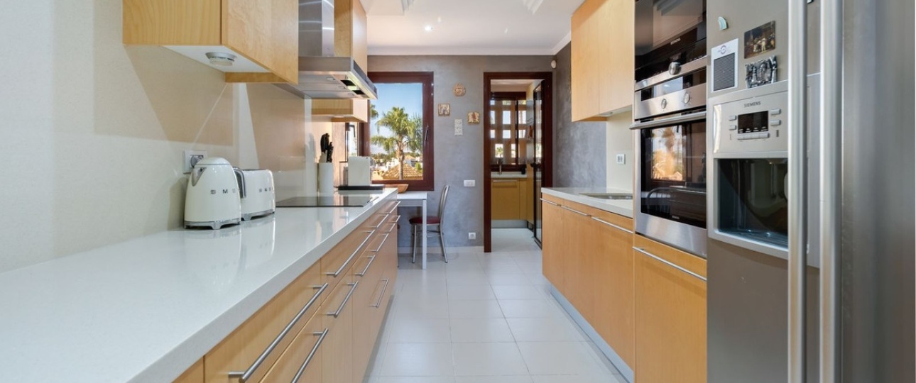Resale - apartment - Estepona - Estepona Centro