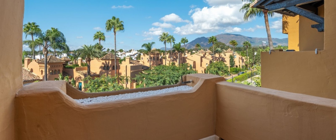 Resale - apartment - Estepona - Estepona Centro