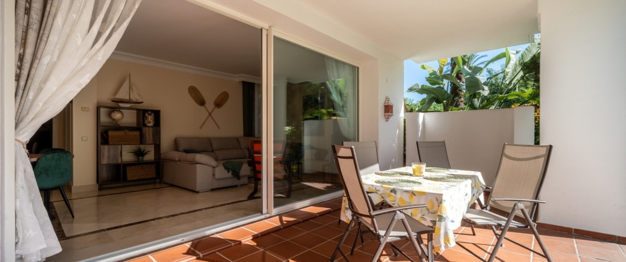 Resale - apartment - Estepona - Estepona Centro