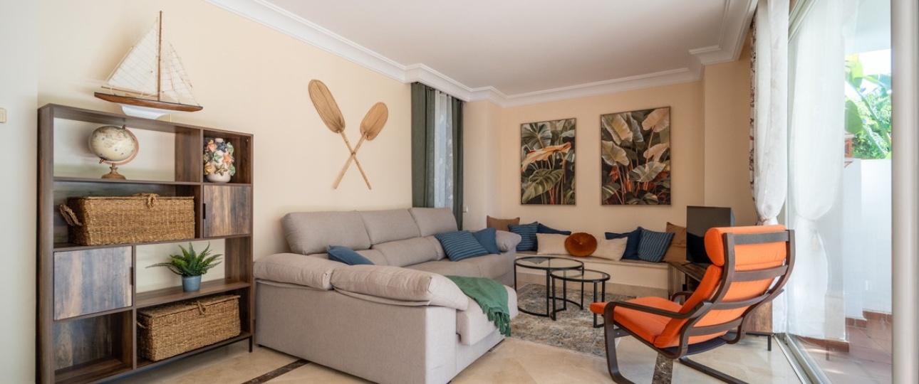 Resale - apartment - Estepona - Estepona Centro