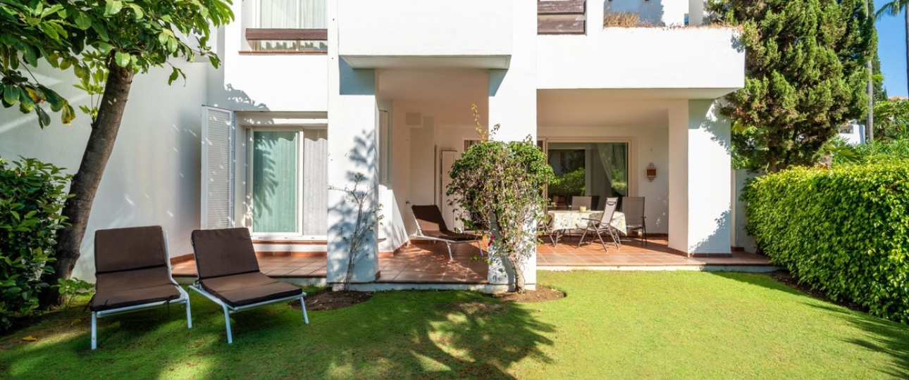 Resale - apartment - Estepona - Estepona Centro