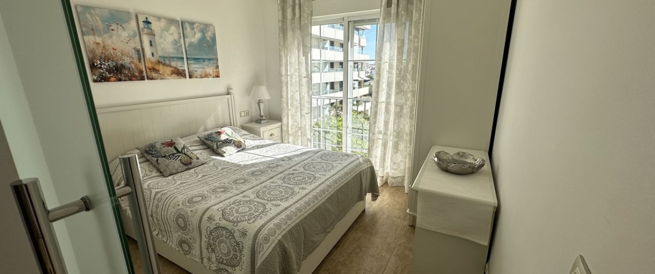 Resale - apartment - Estepona - Estepona Centro