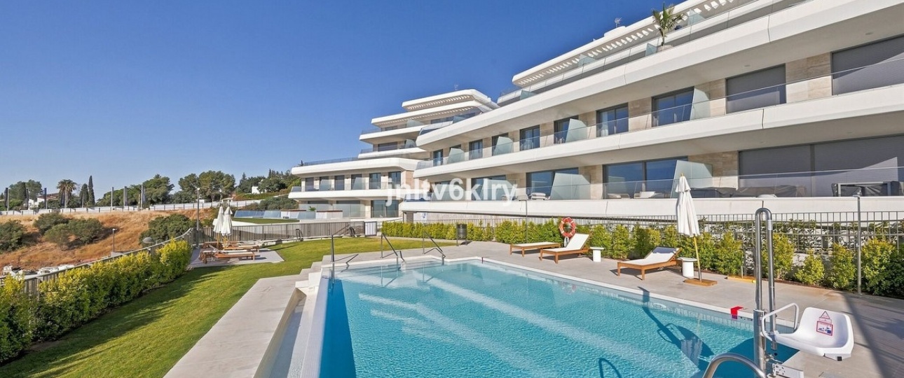 Resale - apartment - Estepona - Estepona Centro