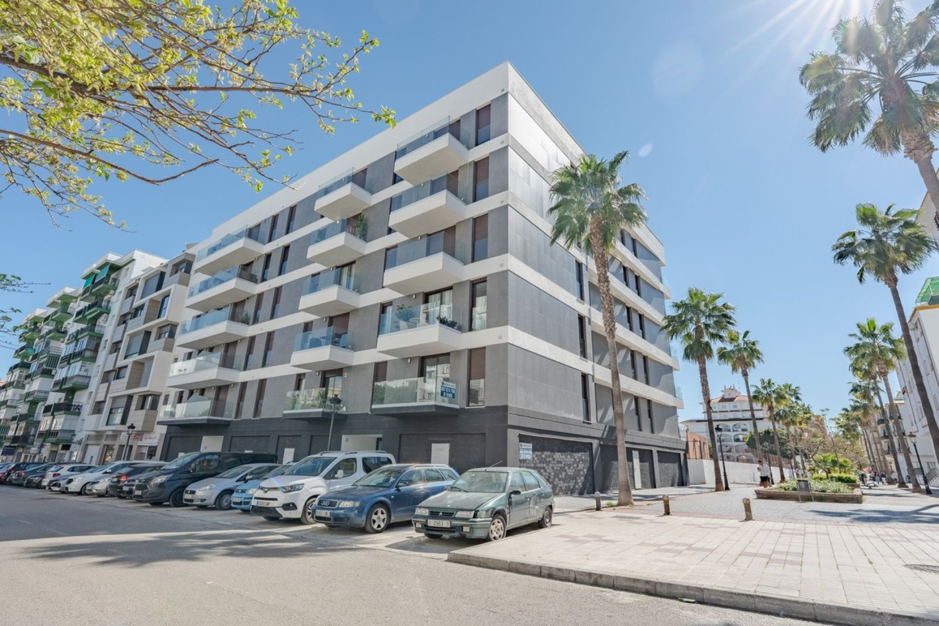 Resale - apartment - Estepona - Estepona Centro