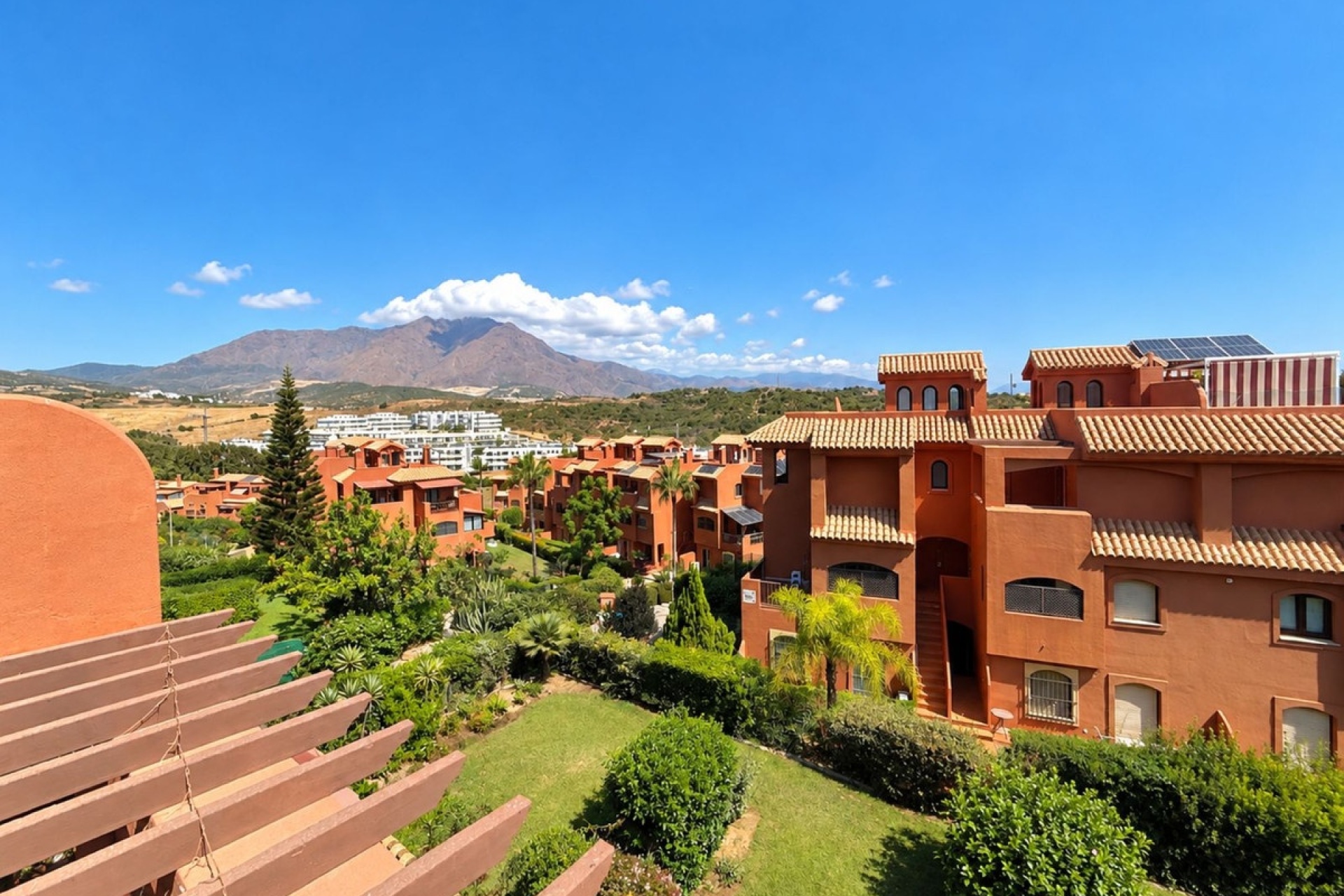 Resale - apartment - Estepona - Estepona Centro