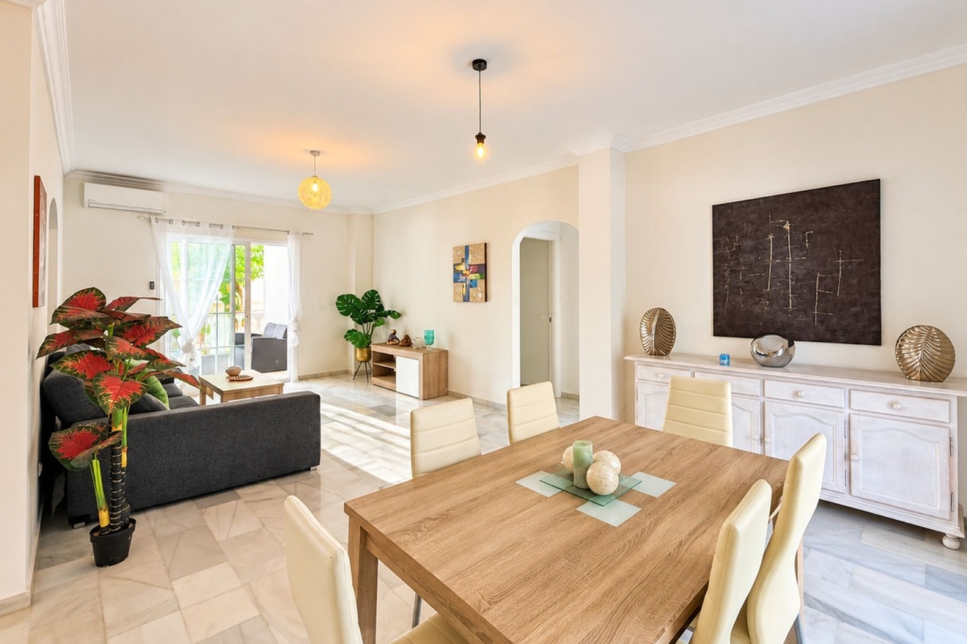 Resale - apartment - Estepona - Estepona Centro