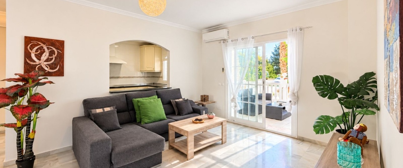 Resale - apartment - Estepona - Estepona Centro