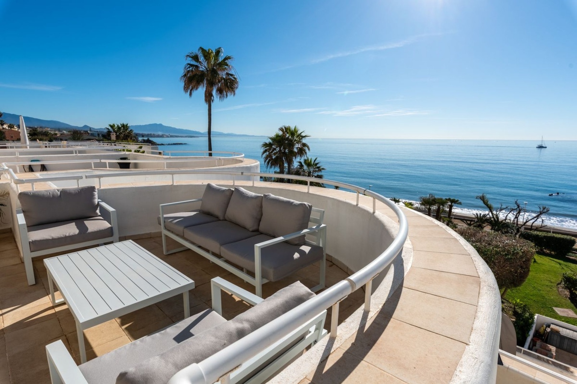 Resale - apartment - Estepona - Estepona Centro