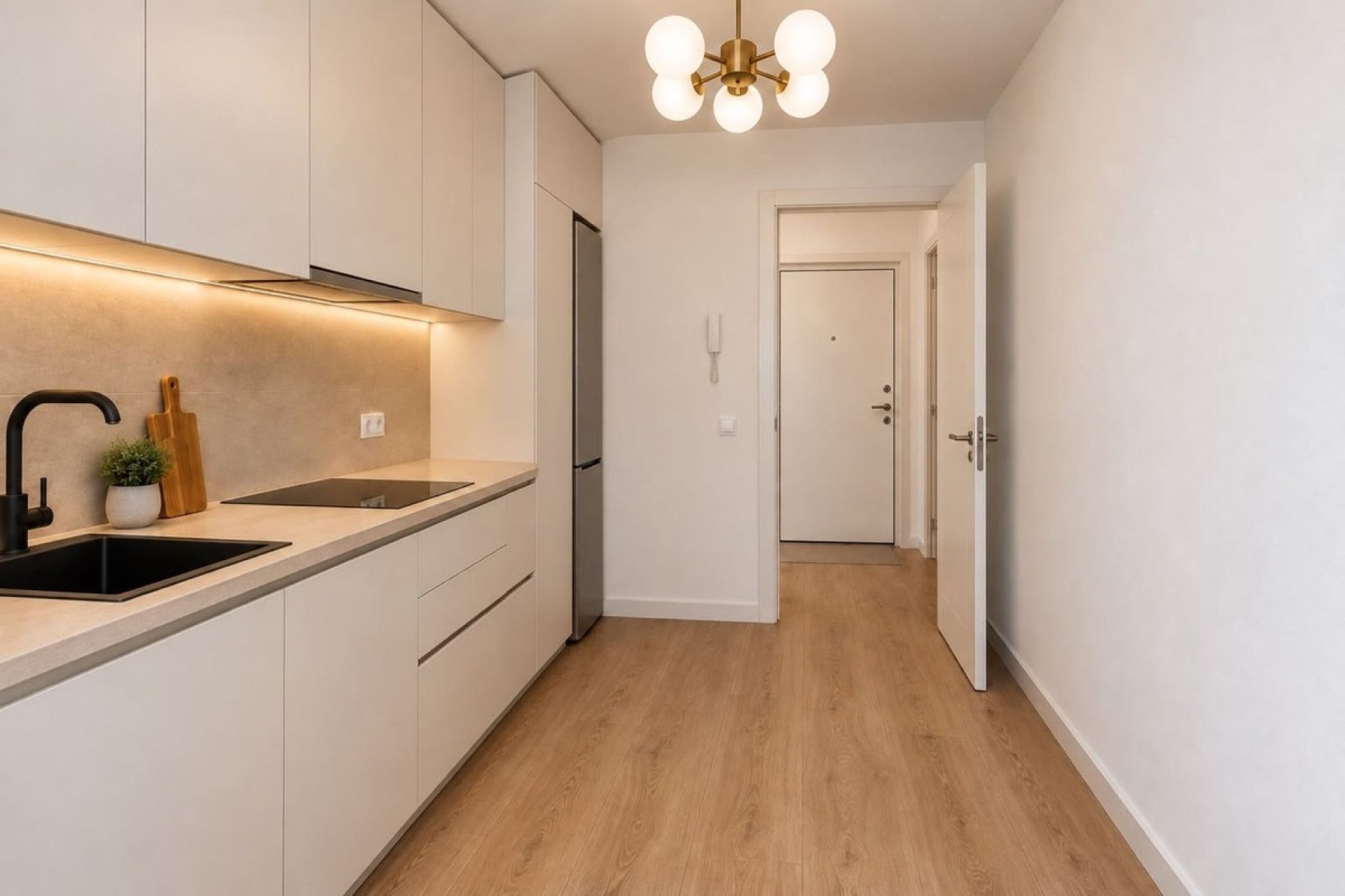 Resale - apartment - Estepona - Estepona Centro