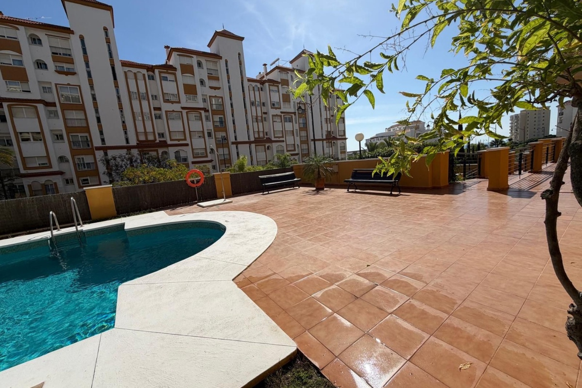 Resale - apartment - Estepona - Estepona Centro