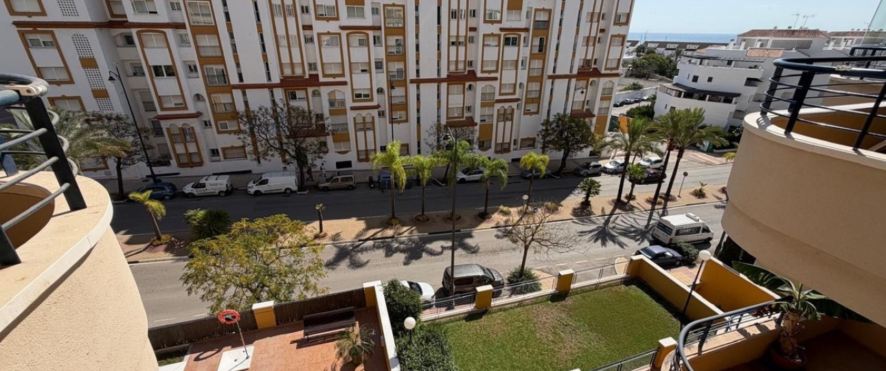 Resale - apartment - Estepona - Estepona Centro
