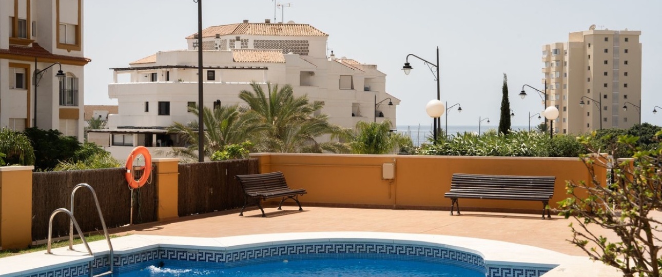 Resale - apartment - Estepona - Estepona Centro