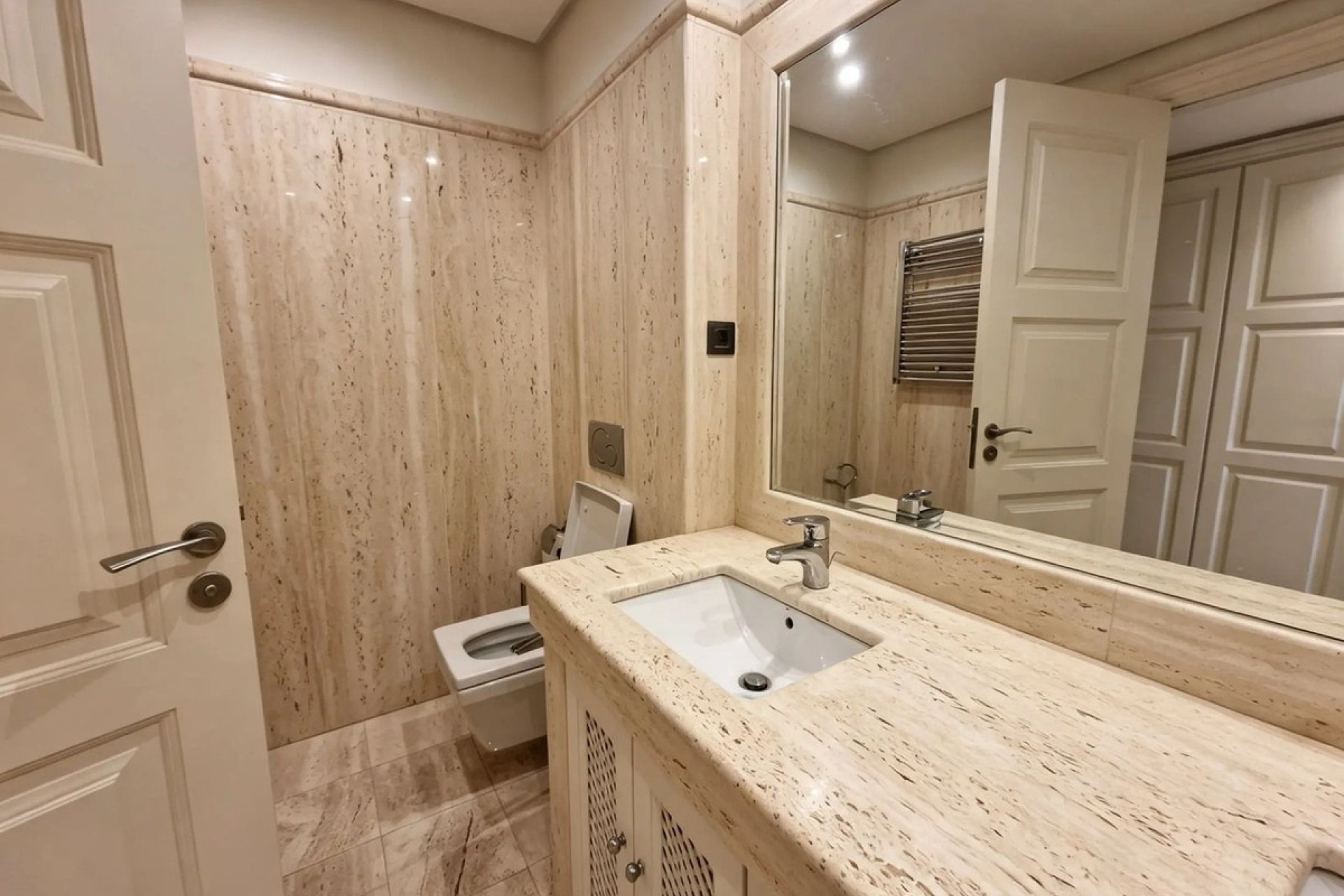 Resale - apartment - Estepona - Estepona Centro