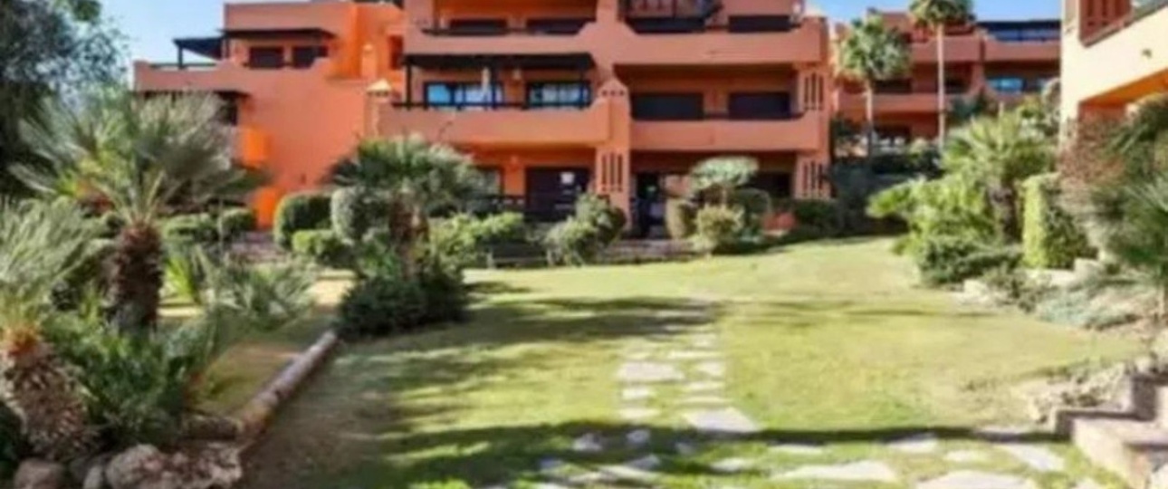 Resale - apartment - Estepona - Estepona Centro