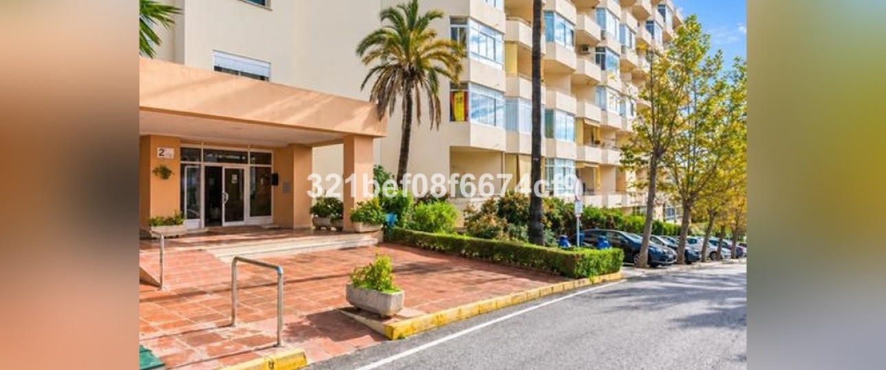Resale - apartment - Estepona - Estepona Centro