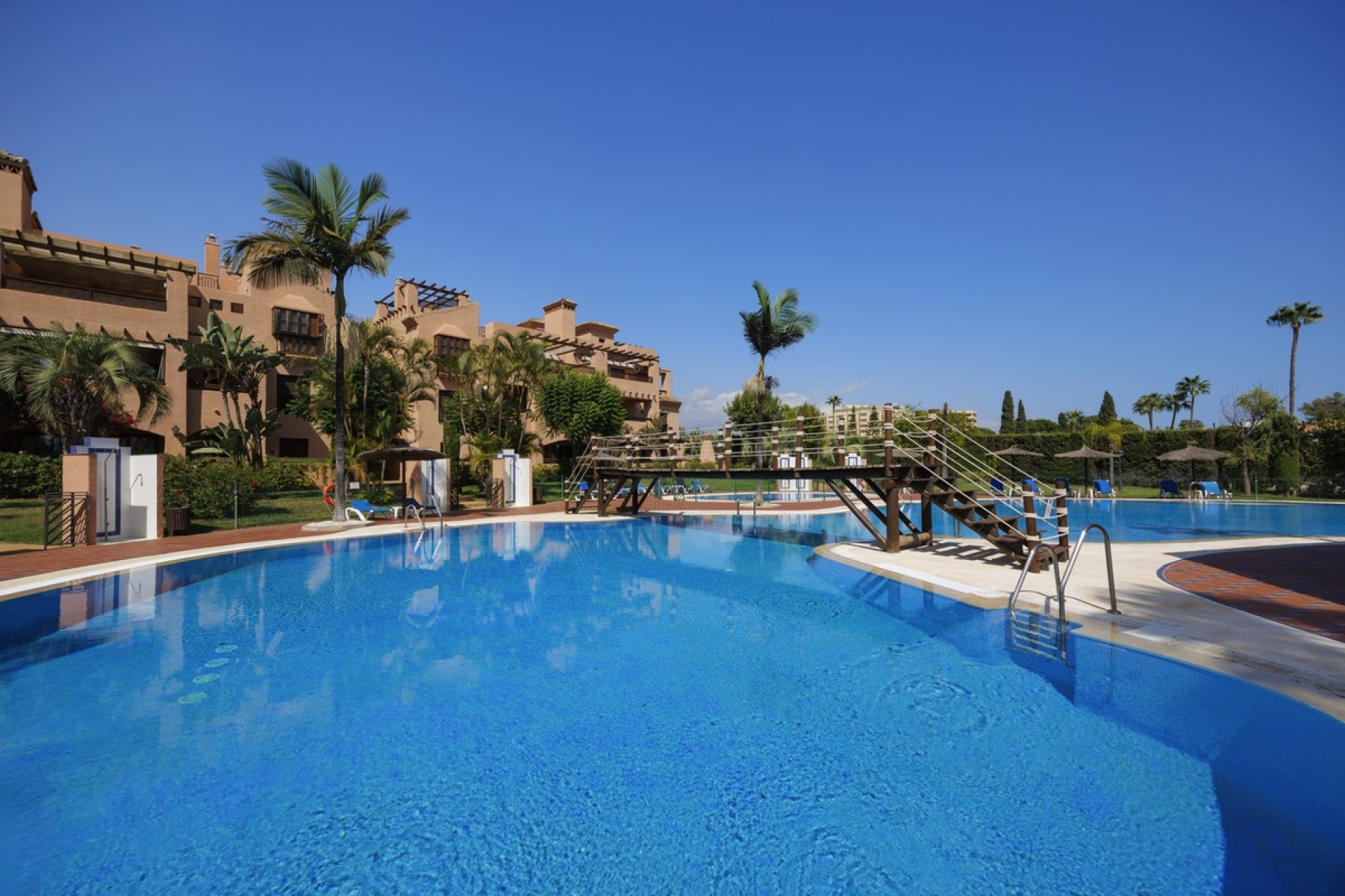 Resale - apartment - Estepona - Estepona Centro