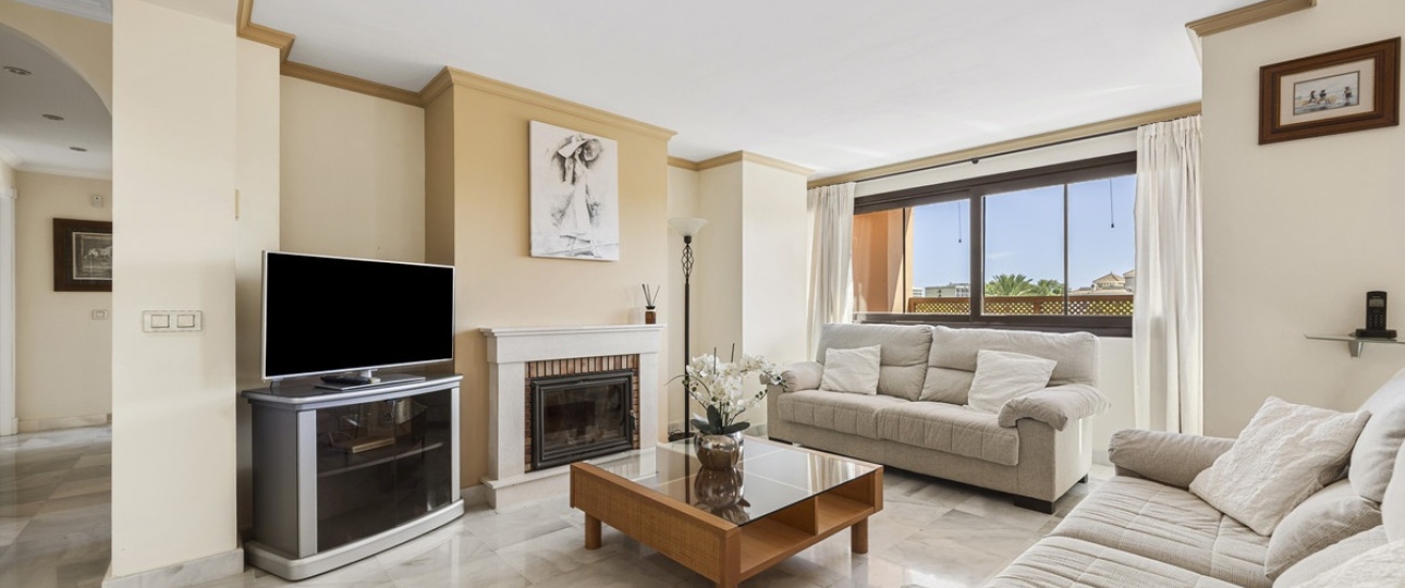Resale - apartment - Estepona - Estepona Centro