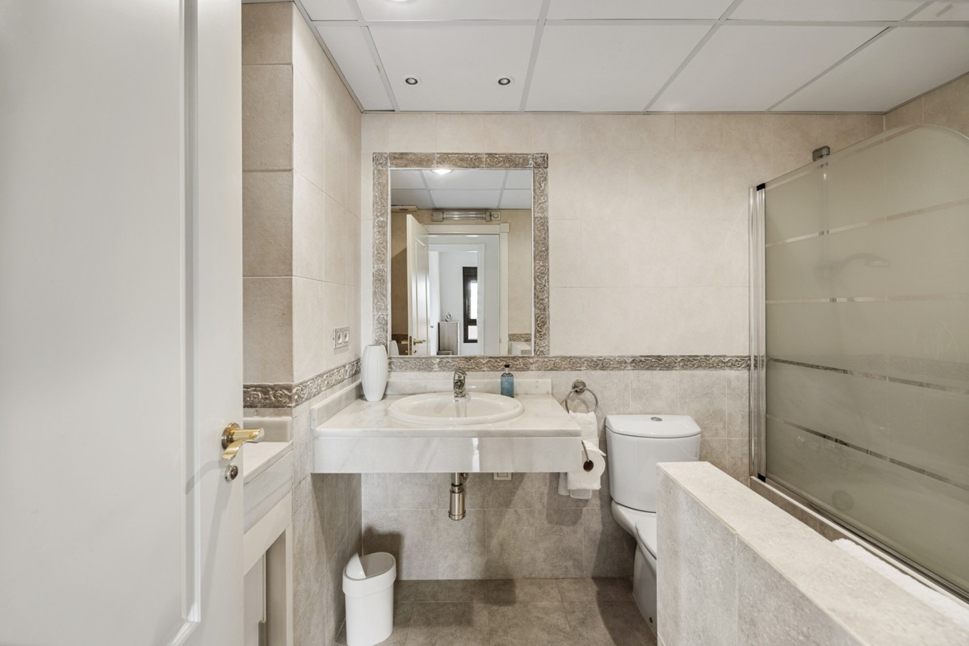Resale - apartment - Estepona - Estepona Centro