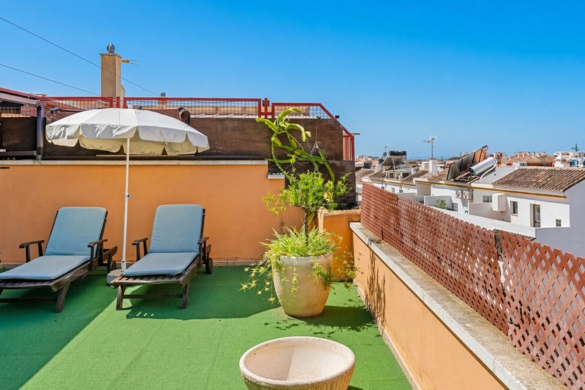 Resale - apartment - Estepona - Estepona Centro
