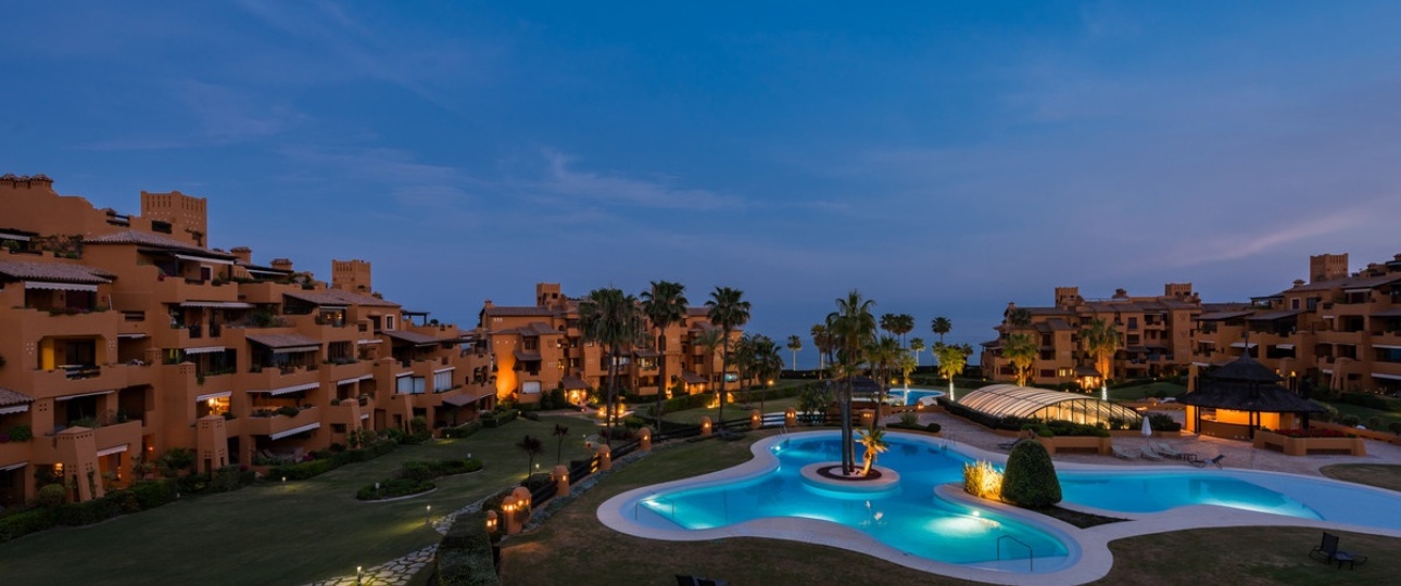 Resale - apartment - Estepona - Estepona Centro