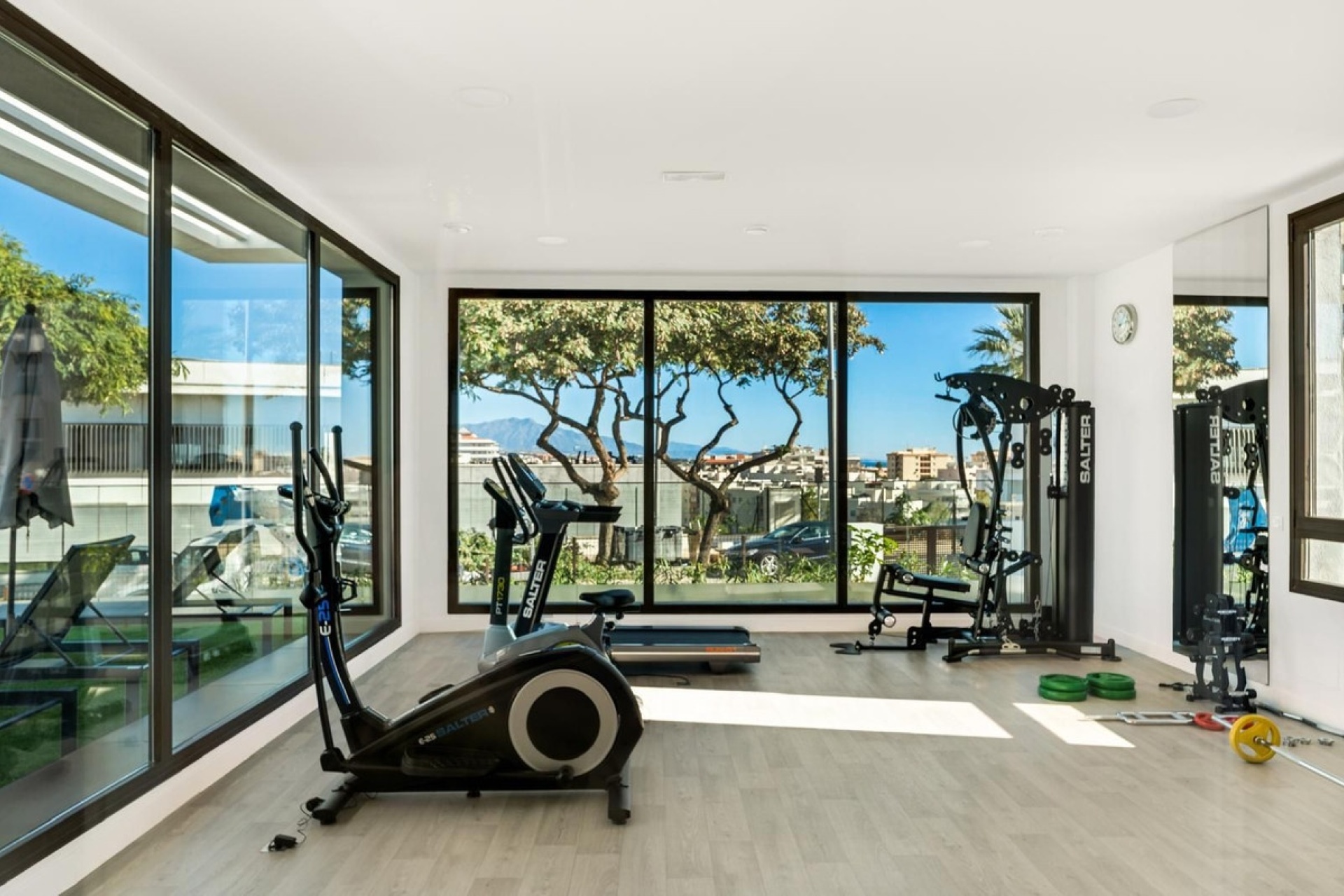 Resale - apartment - Estepona - Estepona Centro