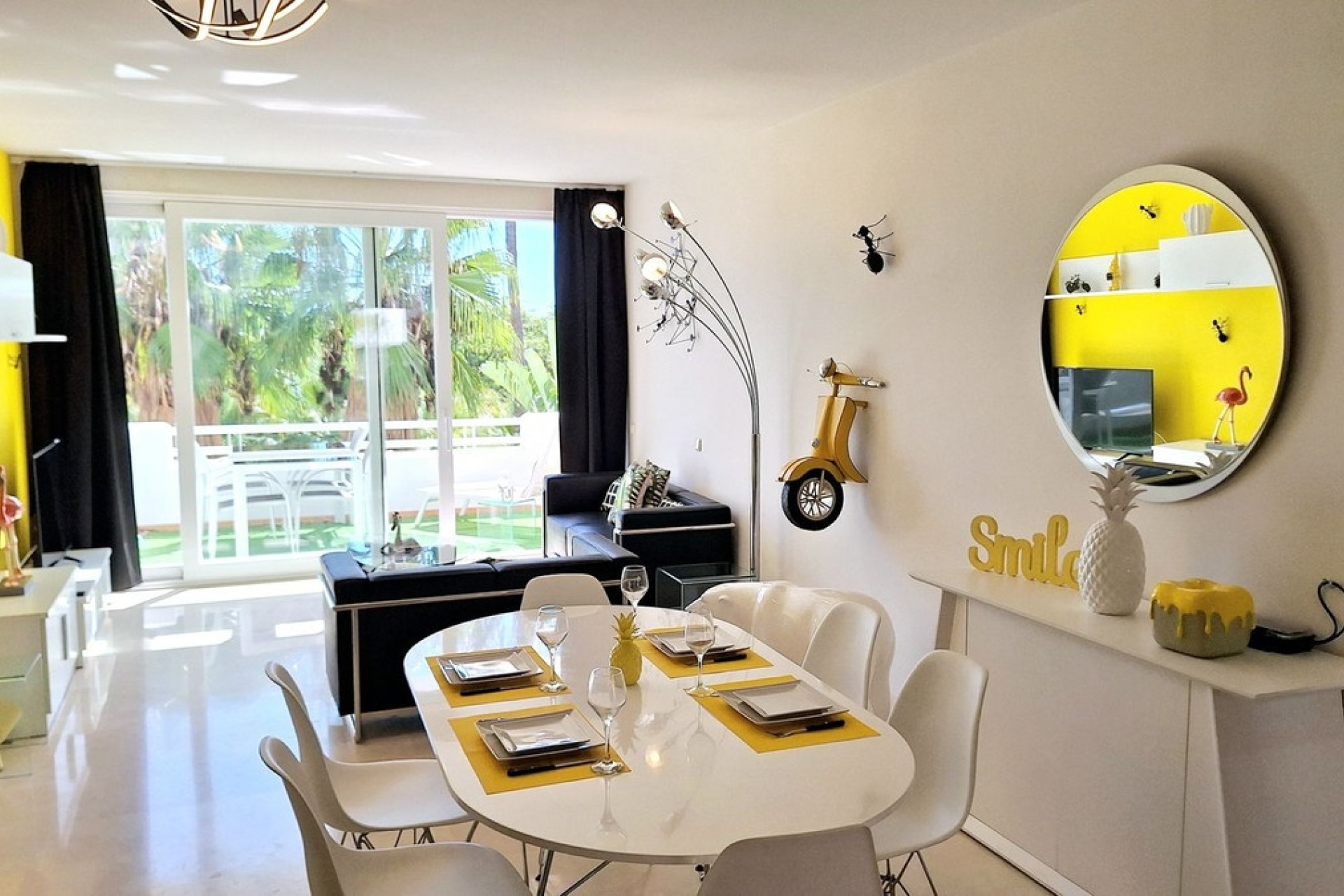 Resale - apartment - Estepona - Estepona Centro