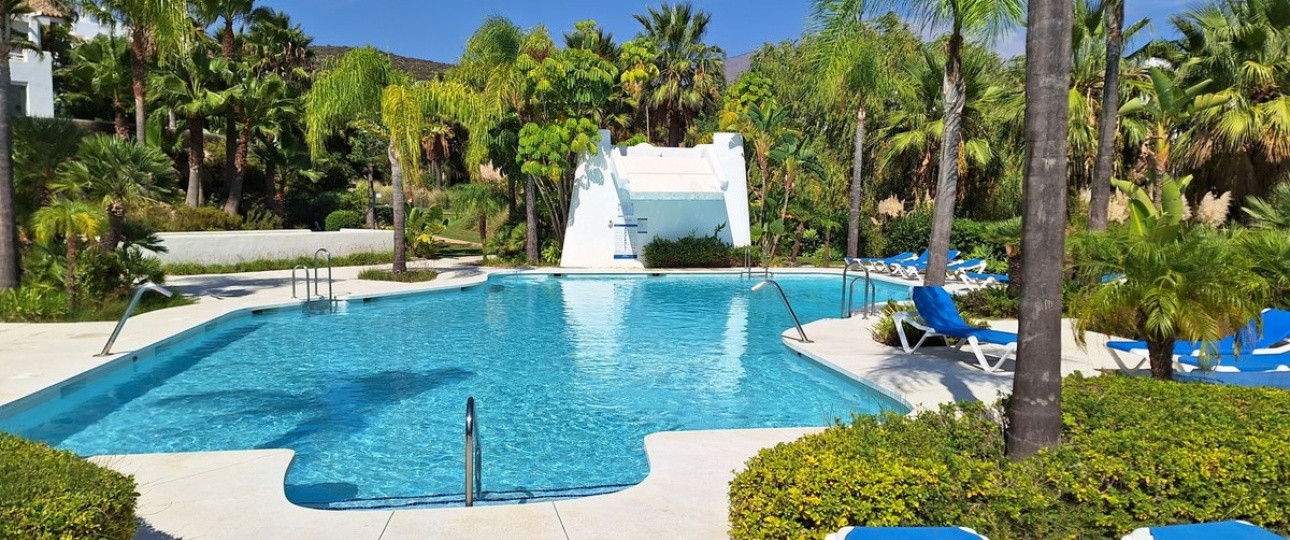 Resale - apartment - Estepona - Estepona Centro