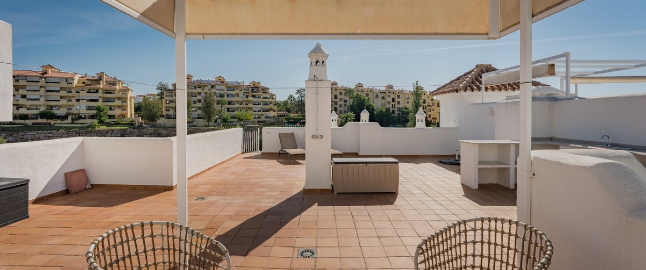 Resale - apartment - Estepona - Estepona Centro