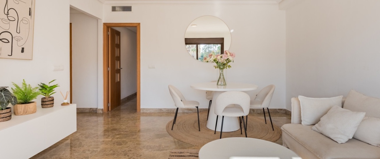 Resale - apartment - Estepona - Estepona Centro