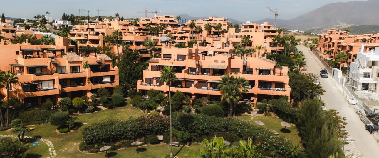 Resale - apartment - Estepona - Estepona Centro