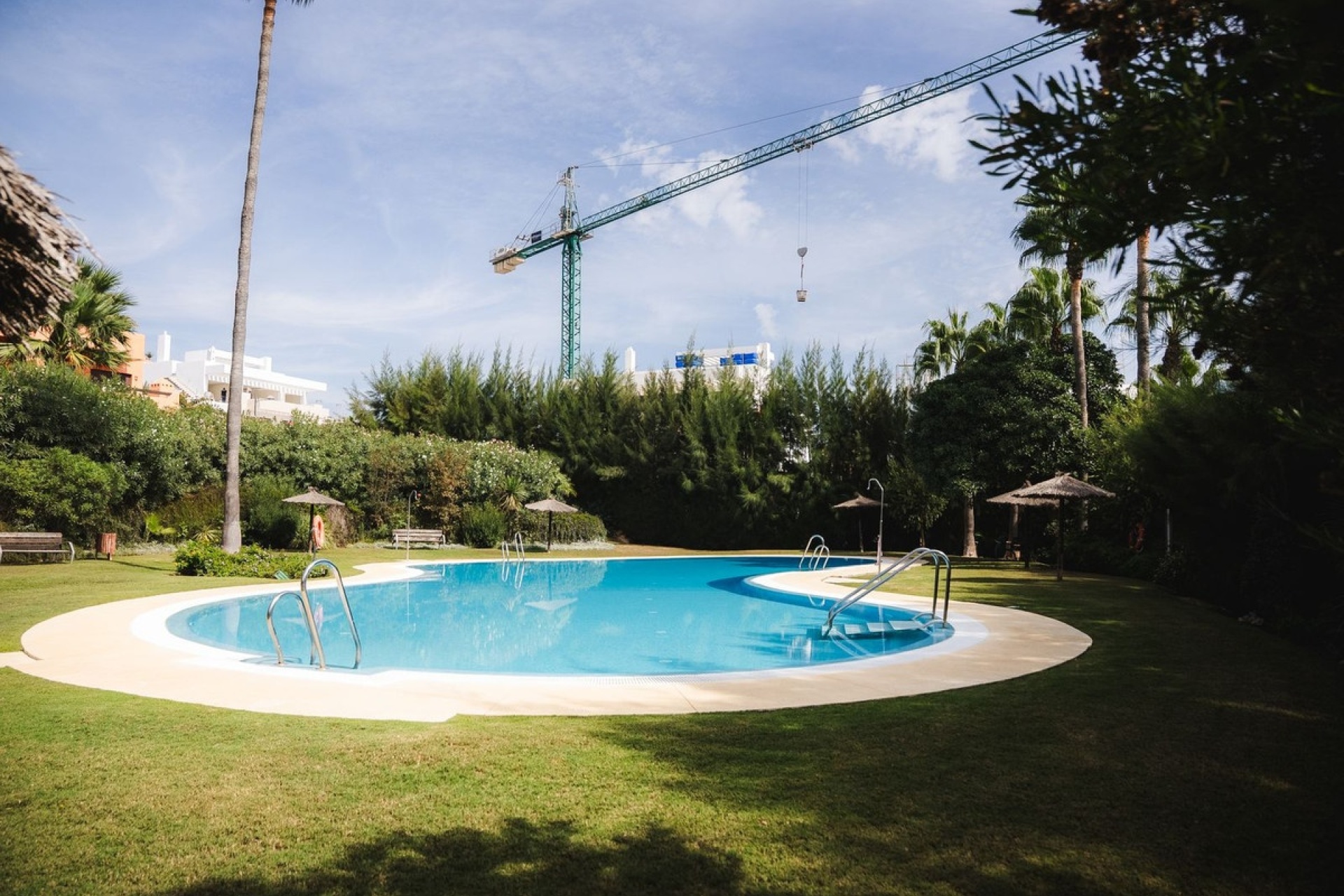 Resale - apartment - Estepona - Estepona Centro