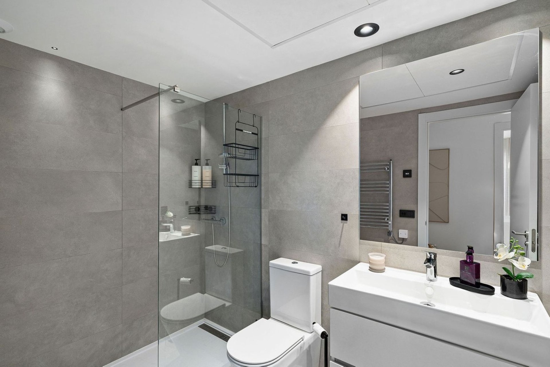 Resale - apartment - Estepona - Estepona Centro