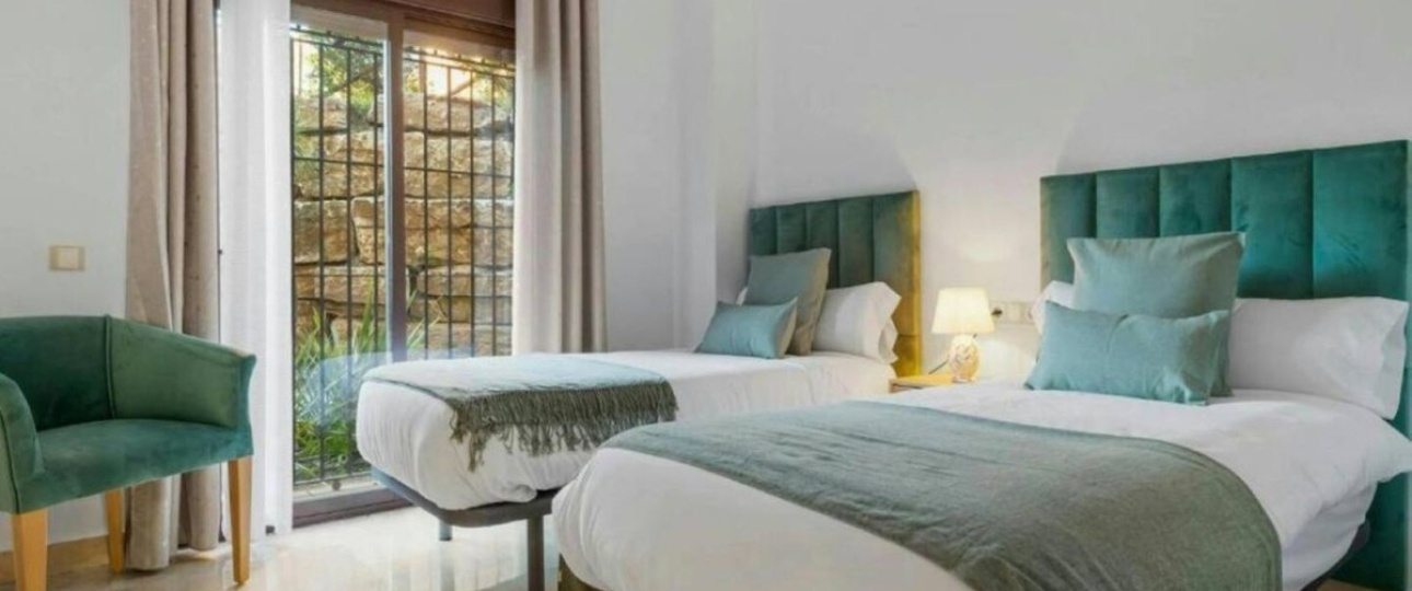 Resale - apartment - Estepona - Estepona Centro