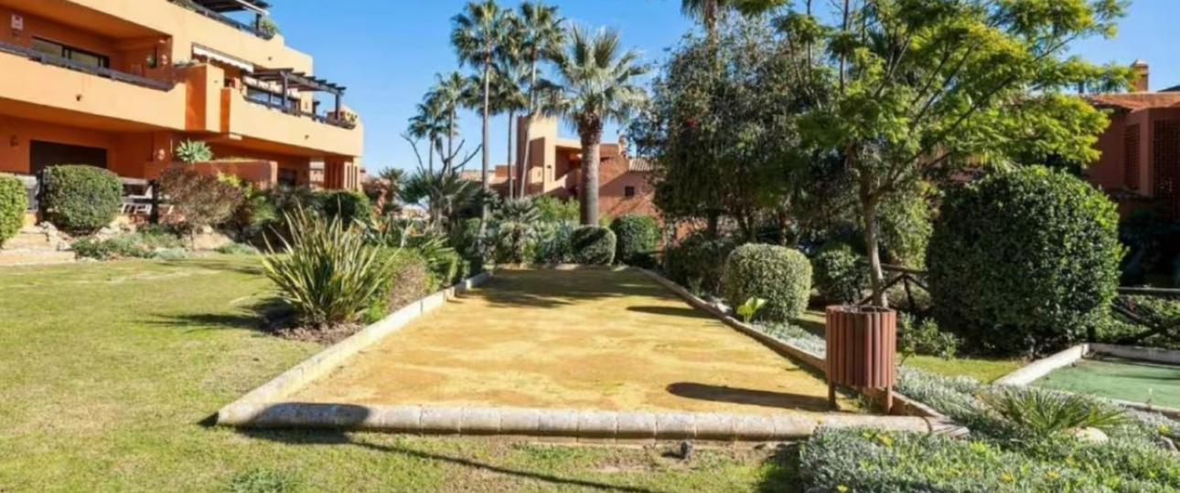 Resale - apartment - Estepona - Estepona Centro