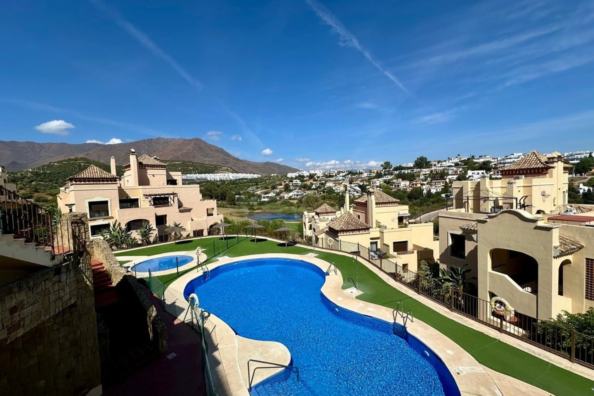 Resale - apartment - Estepona - Estepona Centro