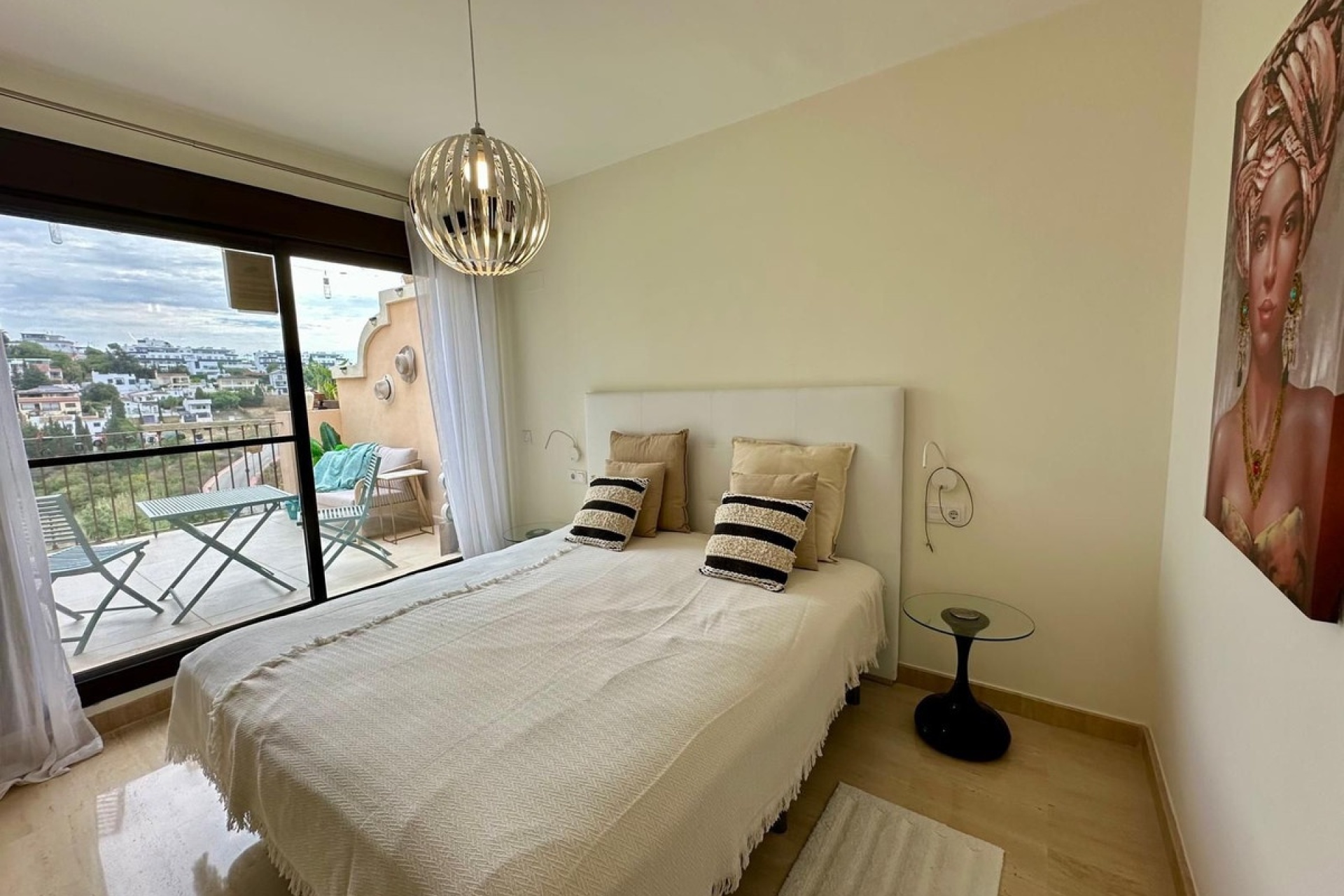 Resale - apartment - Estepona - Estepona Centro