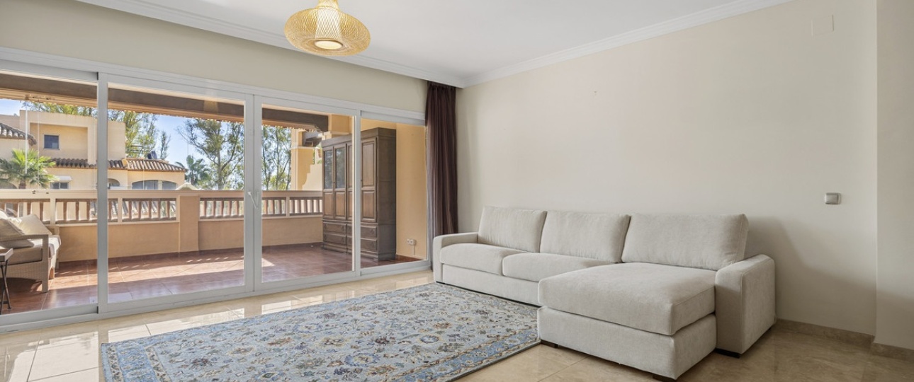Resale - apartment - Estepona - Estepona Centro