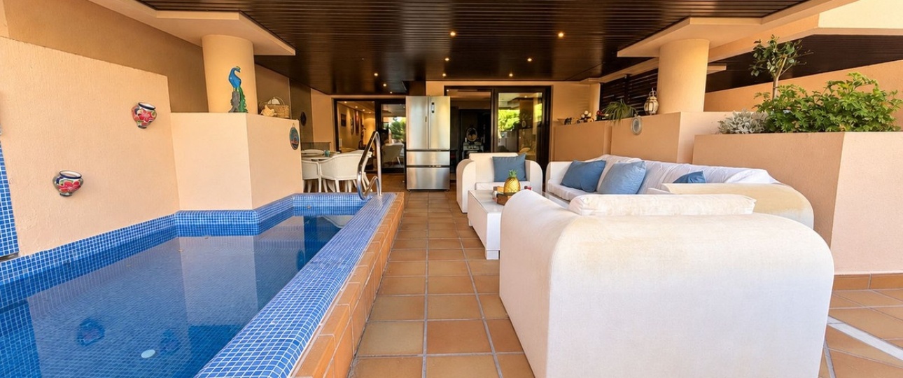 Resale - apartment - Estepona - Estepona Centro
