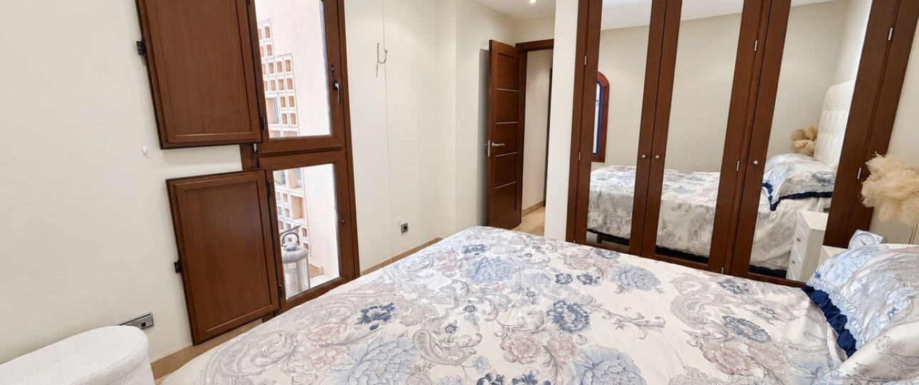 Resale - apartment - Estepona - Estepona Centro