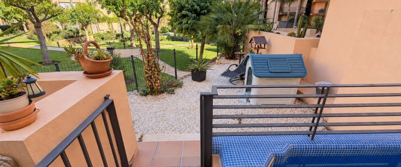 Resale - apartment - Estepona - Estepona Centro