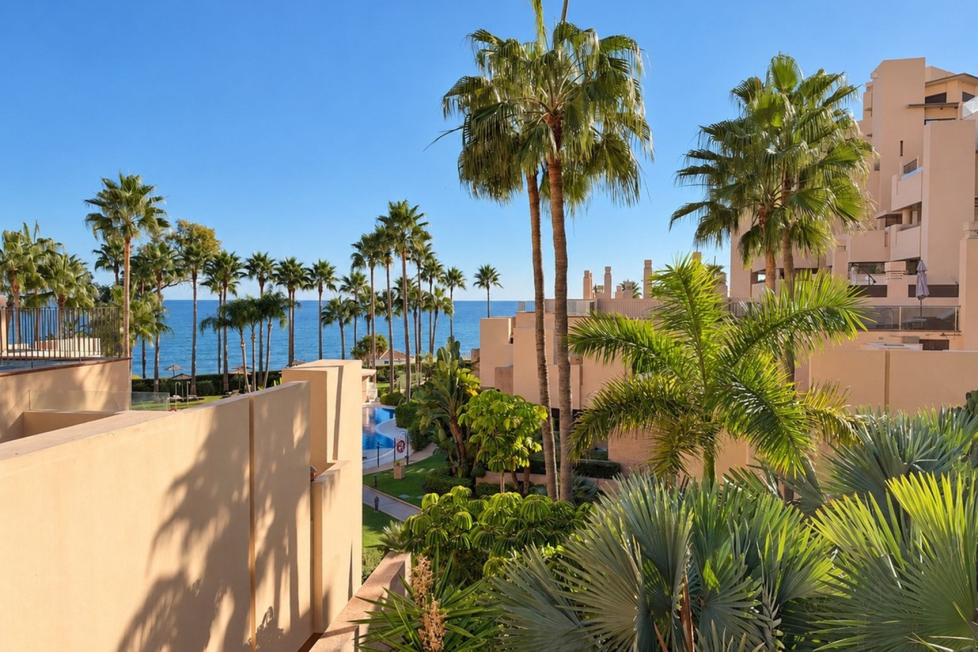 Resale - apartment - Estepona - Estepona Centro