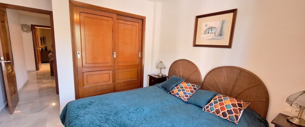 Resale - apartment - Estepona - Estepona Centro