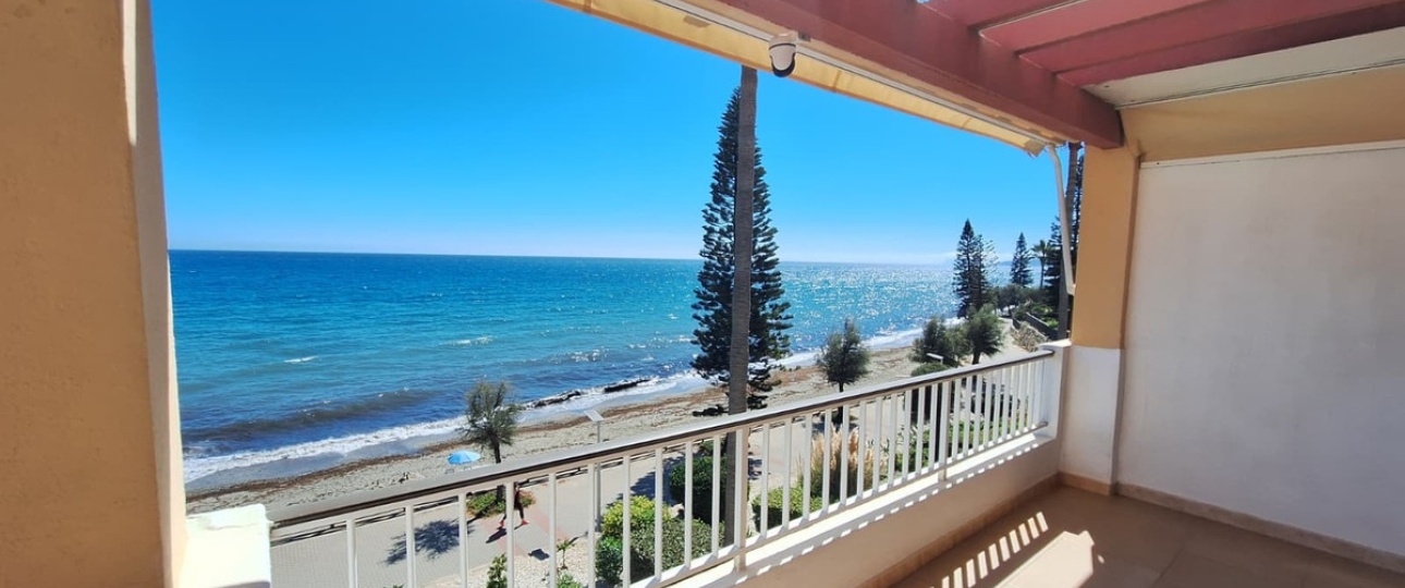 Resale - apartment - Estepona - Estepona Centro