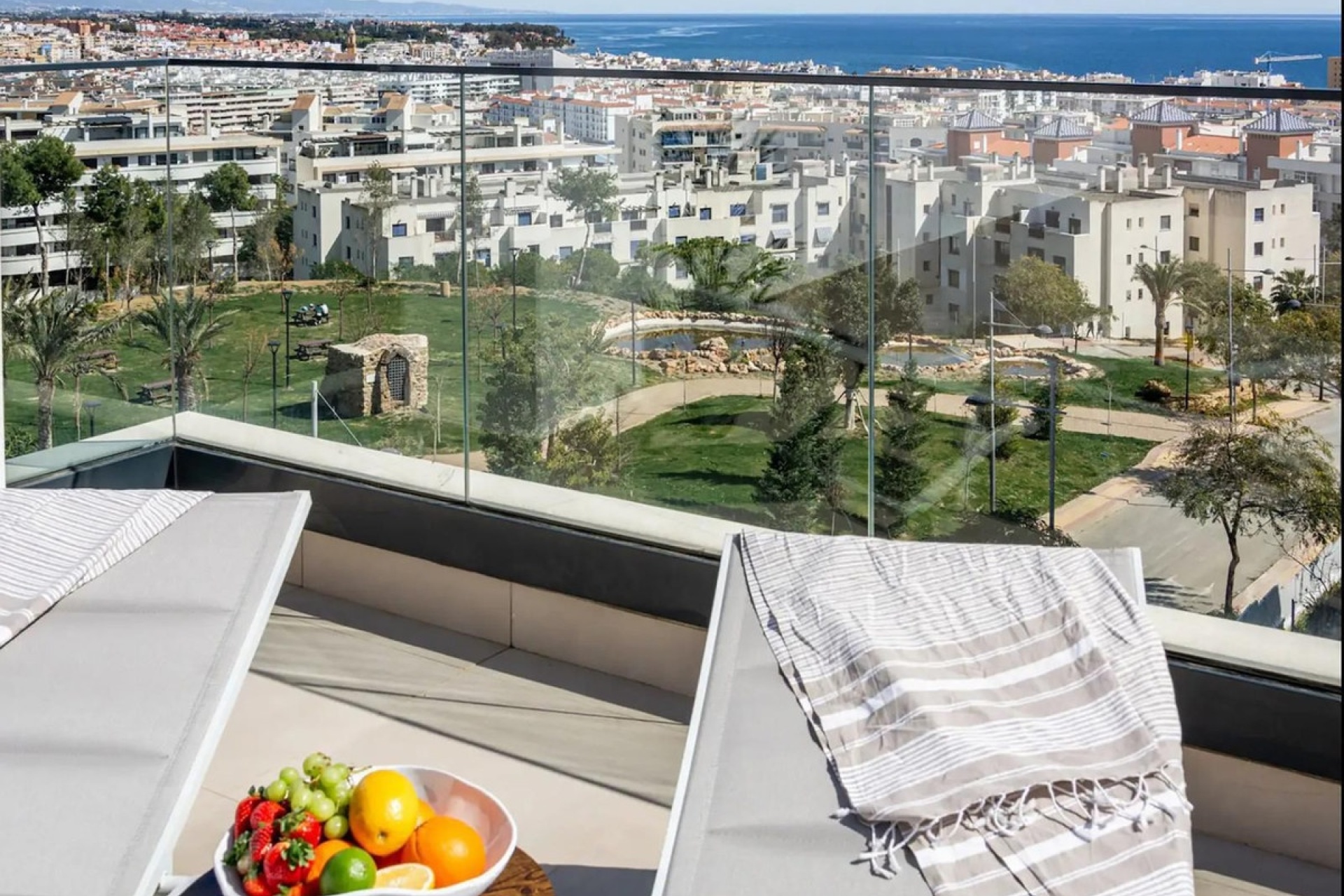Resale - apartment - Estepona - Estepona Centro